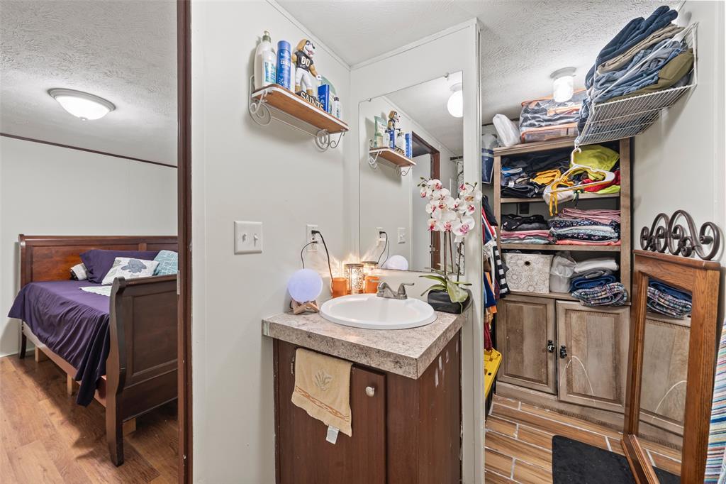 312 N Douglas Street - Photo 12