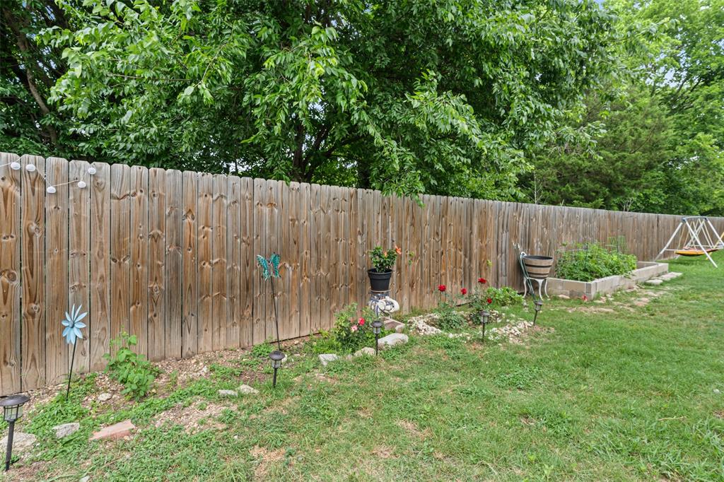 312 N Douglas Street - Photo 18