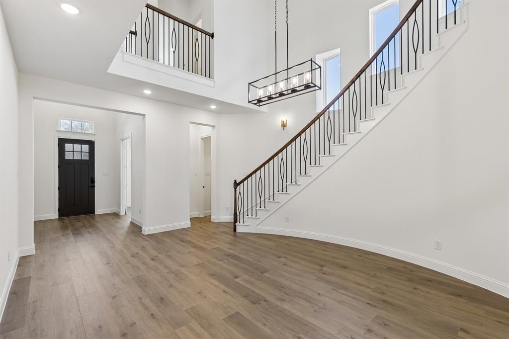 5716 Glynda Drive - Photo 5
