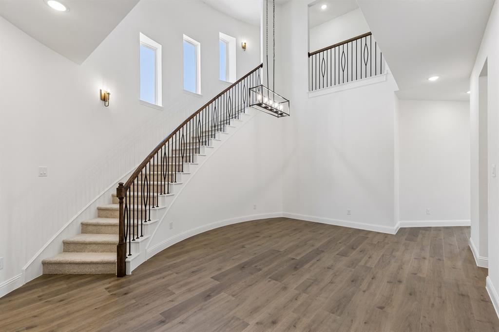 5716 Glynda Drive - Photo 6