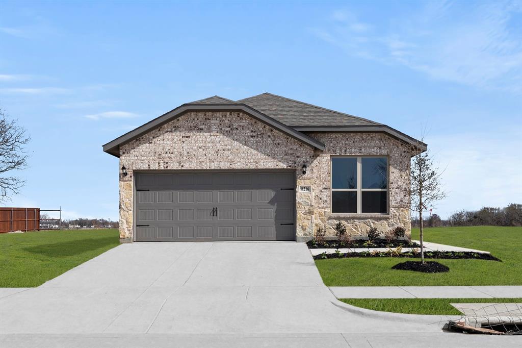 8216 Kingfisher Road - Photo 1