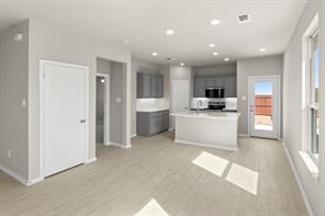 8224 Kingfisher Road - Photo 12
