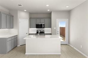 8224 Kingfisher Road - Photo 4