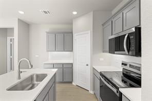 8224 Kingfisher Road - Photo 6