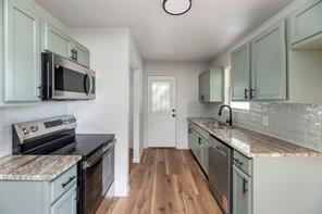 103 Ivy Street - Photo 14