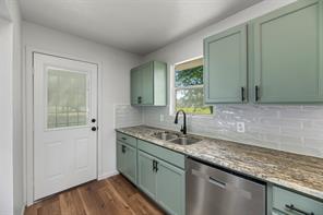 103 Ivy Street - Photo 15