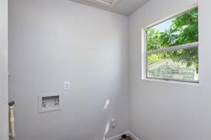 103 Ivy Street - Photo 17