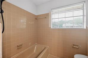 1616 W Shields Drive - Photo 33