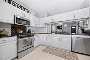 6529 Bandalia Drive - Photo 10