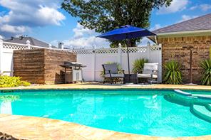 6529 Bandalia Drive - Photo 2