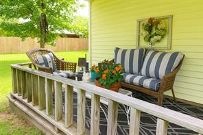 314 Cockerell Street - Photo 14