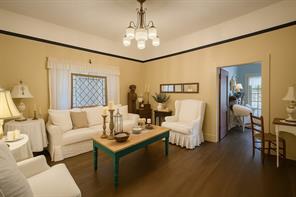 314 Cockerell Street - Photo 3