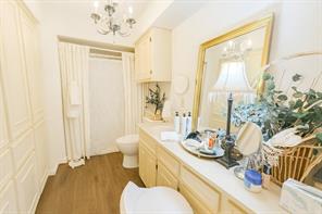 314 Cockerell Street - Photo 6