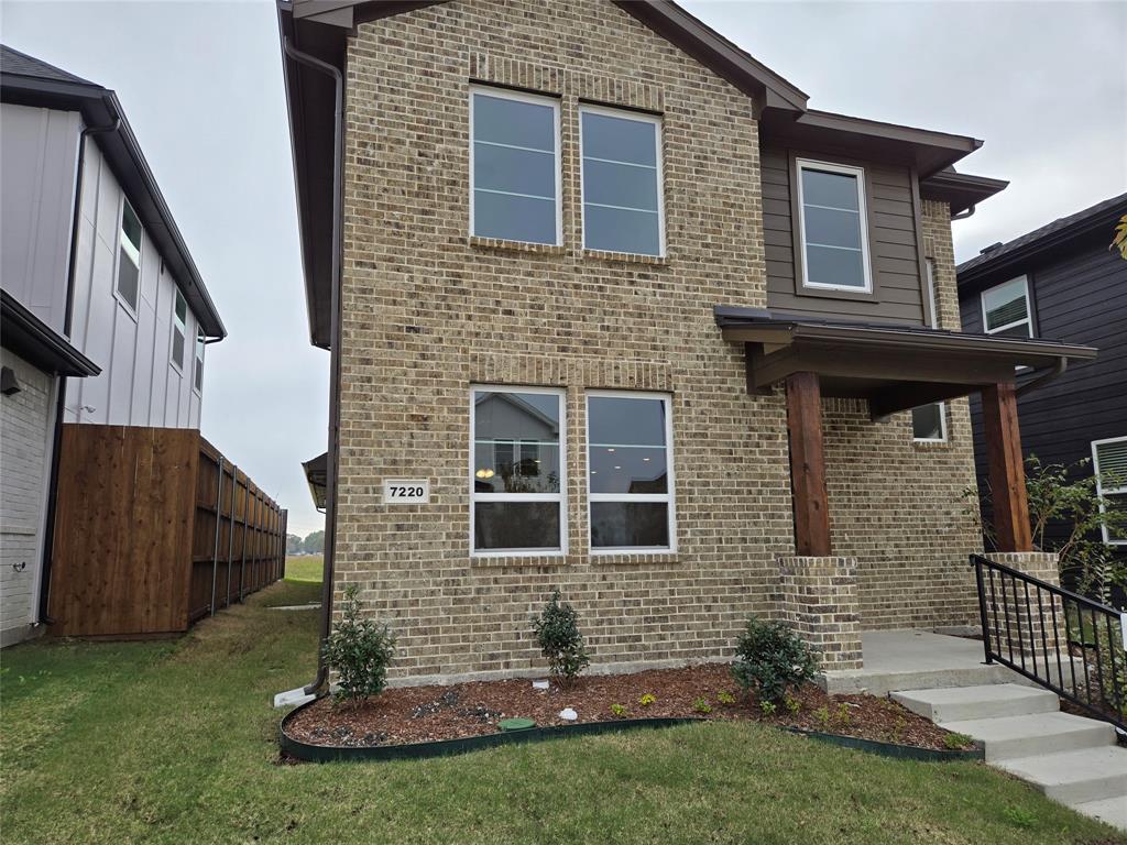 7220 Bayhill Lane - Photo 1
