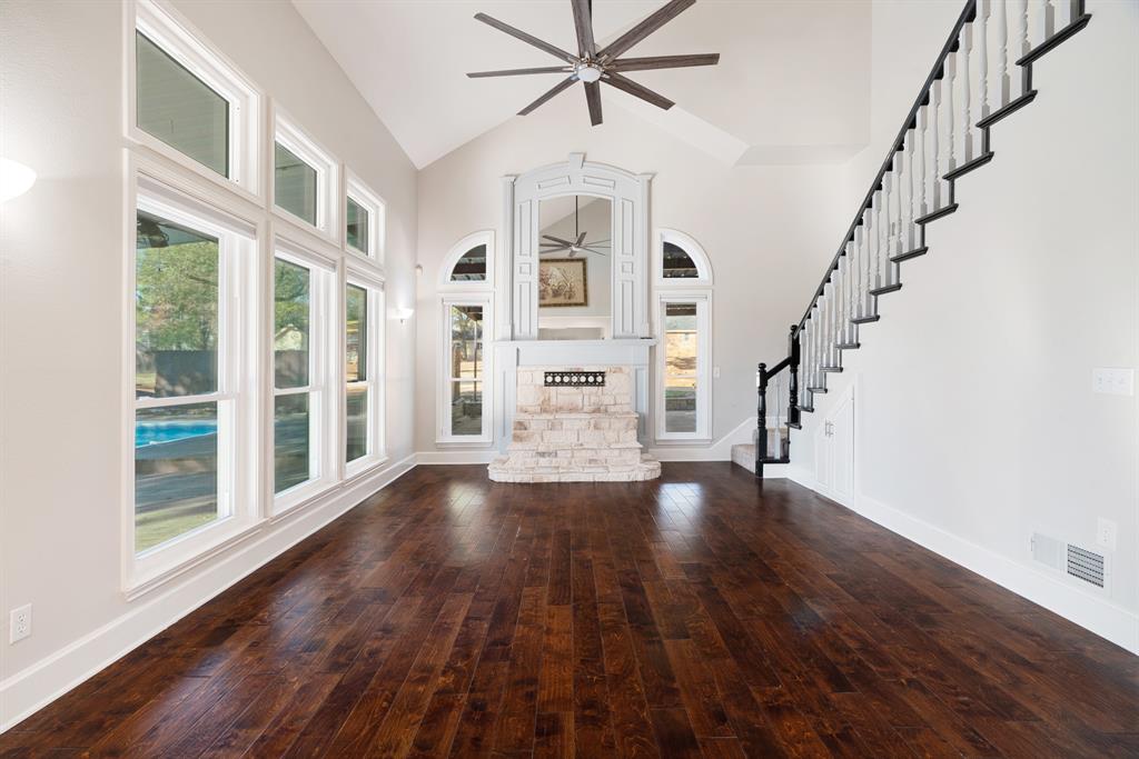 635 Cedar Creek - Photo 11