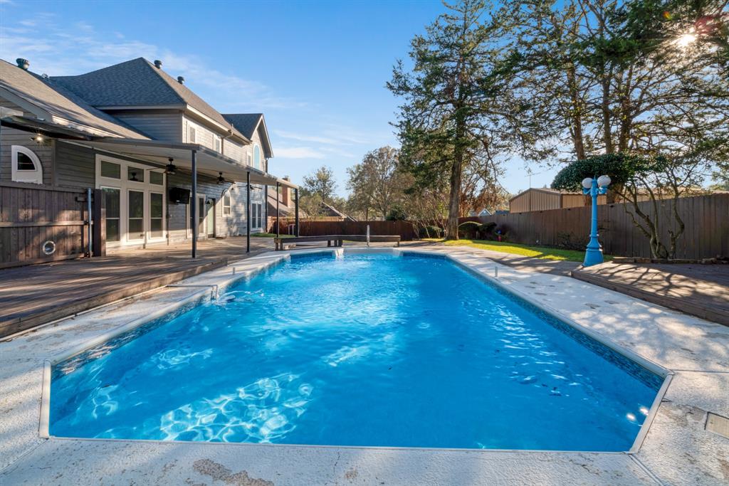 635 Cedar Creek - Photo 28