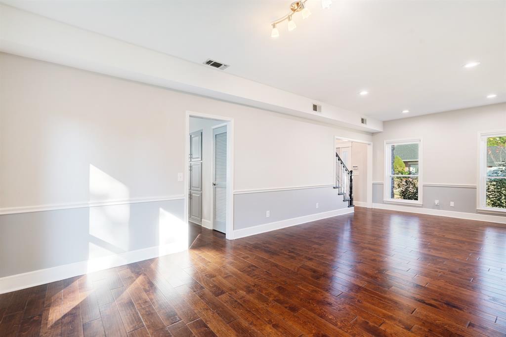 635 Cedar Creek - Photo 4