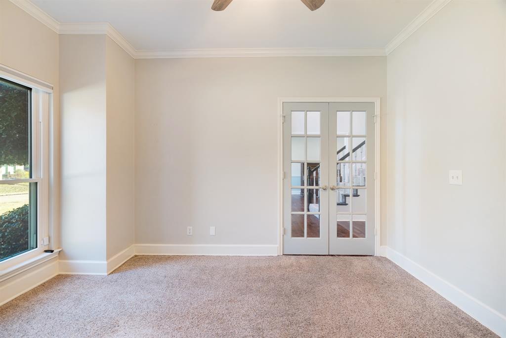 635 Cedar Creek - Photo 7