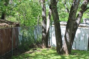 500 Oakwood Drive - Photo 5