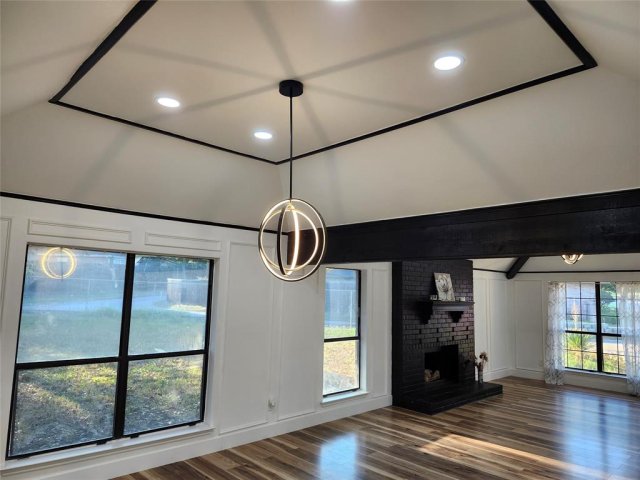 1502 Knob Hill Drive