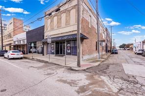 2402 Stonewall Street - Photo 22