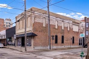 2402 Stonewall Street - Photo 5