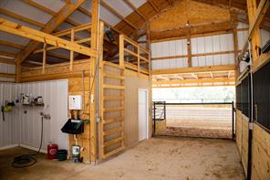 370 VZ County Road 4134 - Photo 9