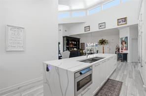 7957 Bal Harbour Court - Photo 19