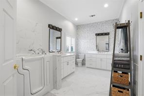 7957 Bal Harbour Court - Photo 24