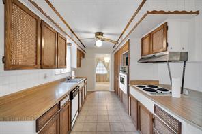 1320 Apache Street - Photo 10