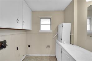 1320 Apache Street - Photo 13