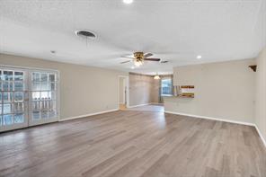 1320 Apache Street - Photo 15