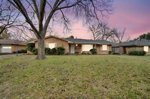 1320 Apache Street - Photo 2