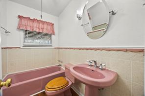 302 S Clark Street - Photo 15