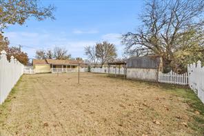 302 S Clark Street - Photo 19
