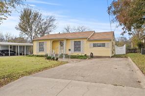 302 S Clark Street - Photo 2