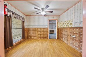 302 S Clark Street - Photo 7
