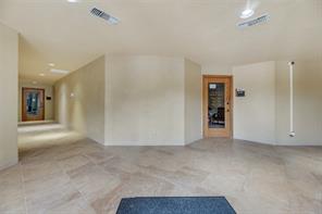 726 Dalworth Street - Photo 5