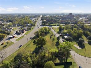 105, 107, 109, 111 Victory Drive - Photo 2