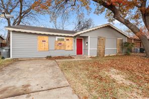 725 Emberwood Drive - Photo 3