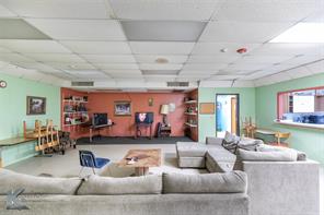 1109 Oak Street - Photo 10