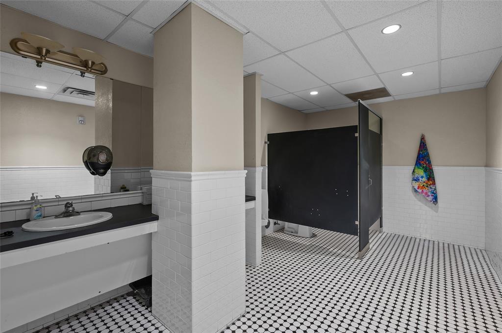 531 W Main Street - Photo 18