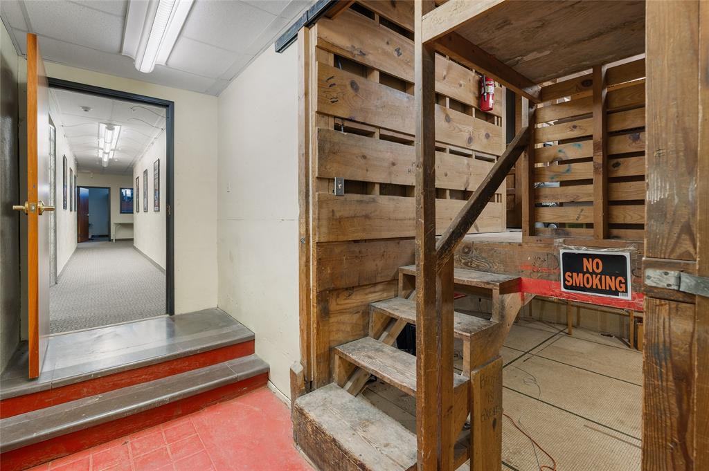 531 W Main Street - Photo 37