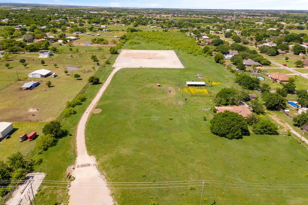 2620 County Road 920 - Photo 25