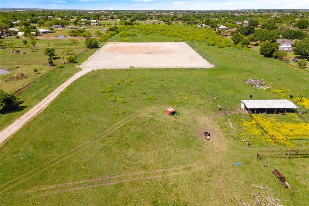 2620 County Road 920 - Photo 4