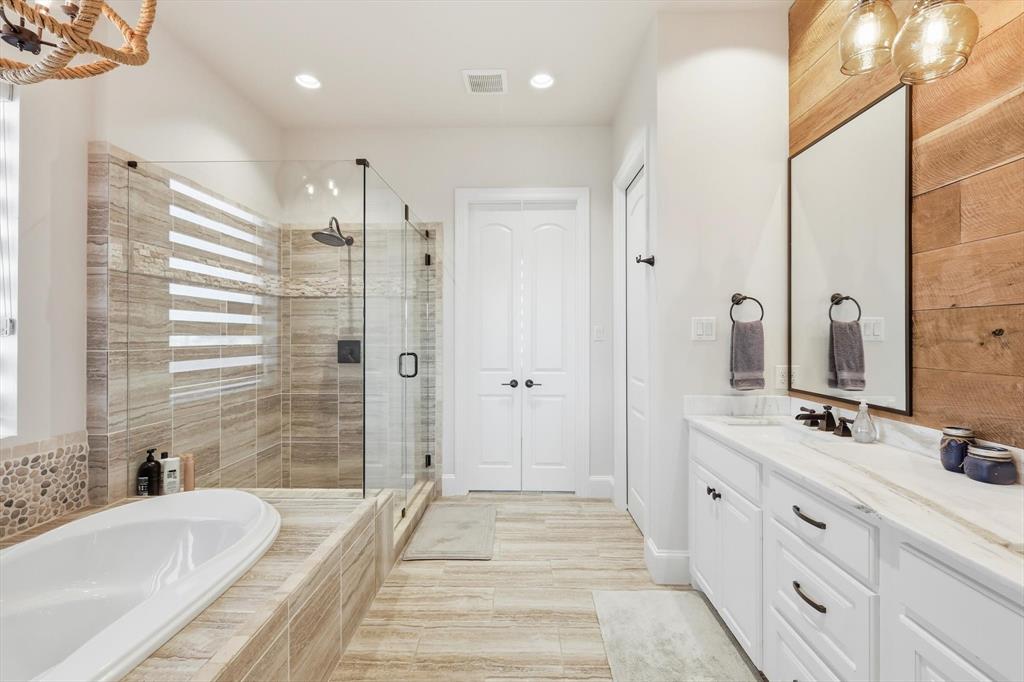7105 W Hells Gate Drive - Photo 15