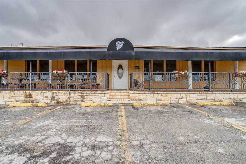1111 State Highway 16 S - Photo 1