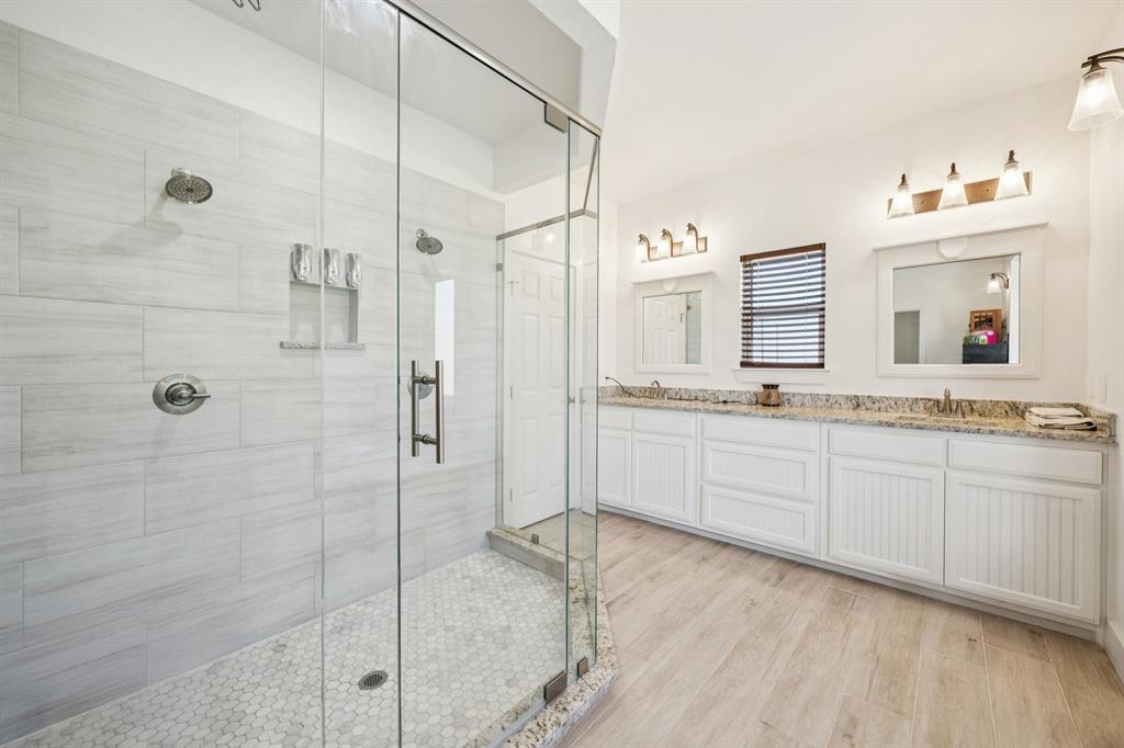 1084 Justin Drive - Photo 15