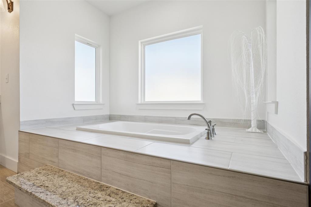 1084 Justin Drive - Photo 16
