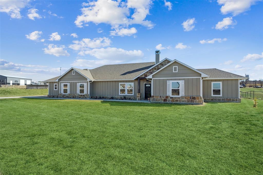1084 Justin Drive - Photo 2